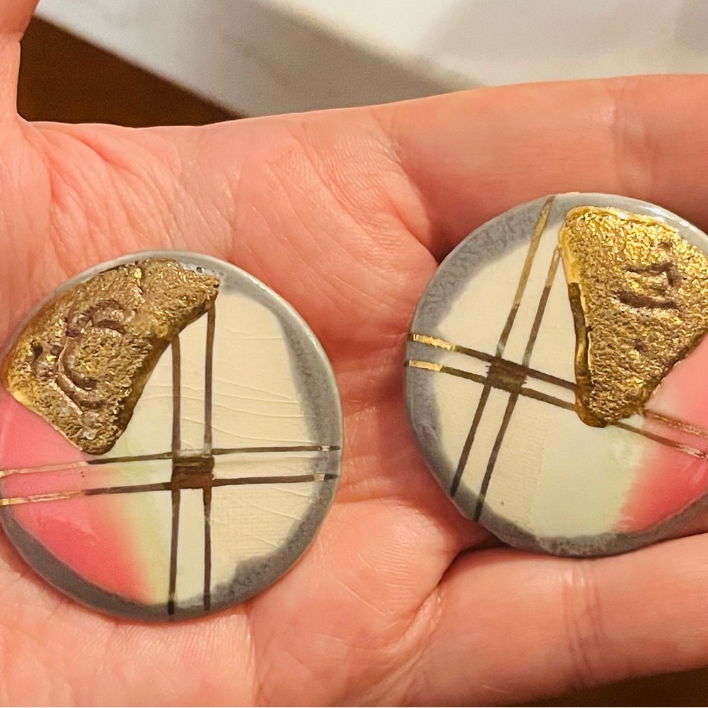 Abstract Round Ceramic Clip-On Earrings in Cream, Gold & Coral